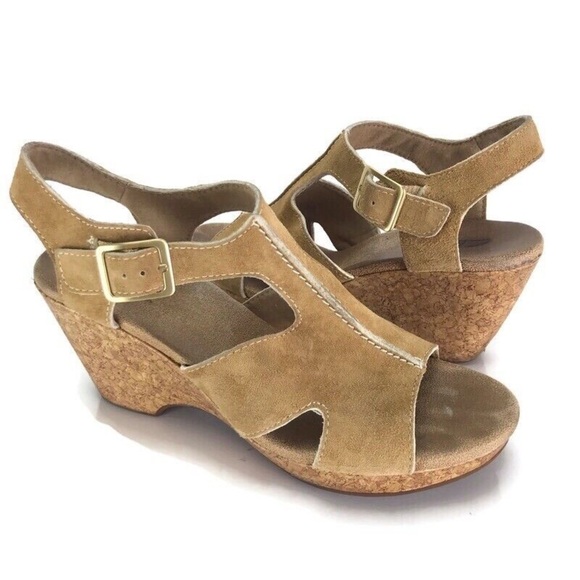 Clarks Women’s Camel Tan Leather Suede Cork Wedge Heel Shoes Sandals Size 11 - Picture 1 of 7